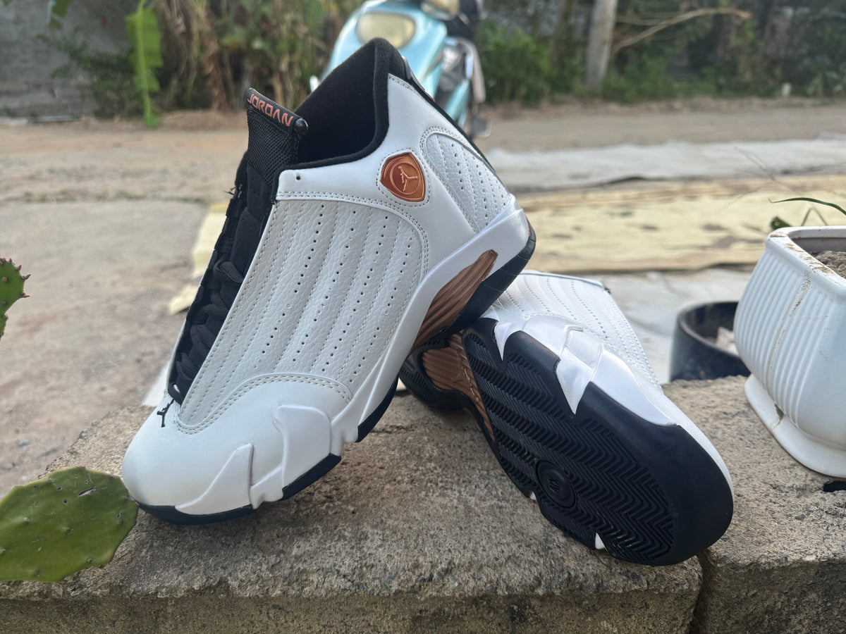 Air Jordan 14 Retro White & Gold | Golden Hour