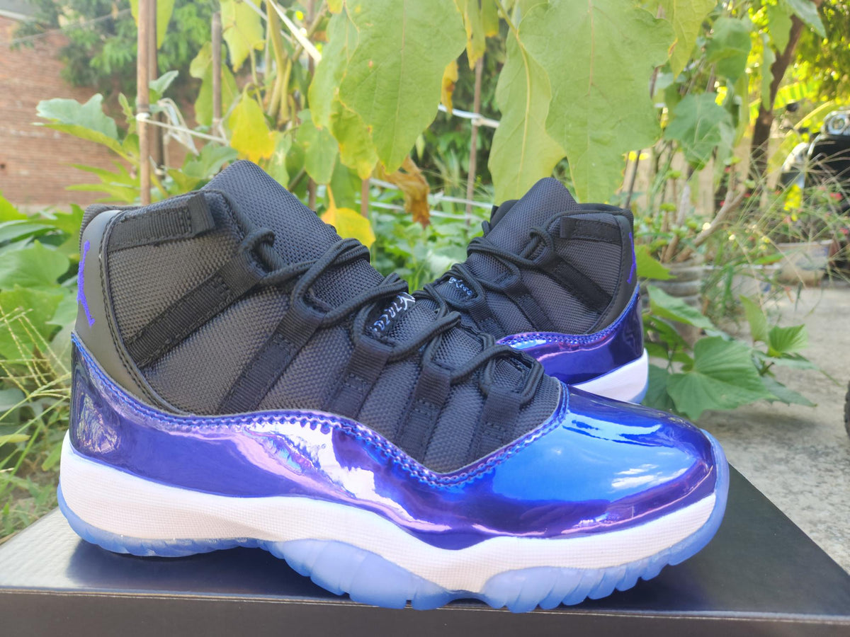 Air Jordan 11 | Signature Shift Sneakers