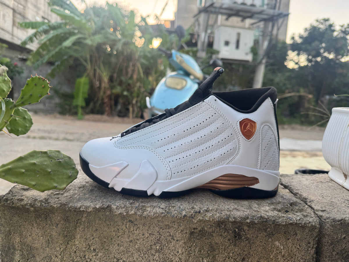 Air Jordan 14 Retro White & Gold | Golden Hour