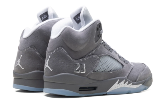 Air Jordan 5 'Wolf Grey' (2026) | Silver Quietude