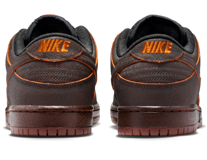 Nike SB Dunk Low Krampus | Twilight Fable | HV1668-001