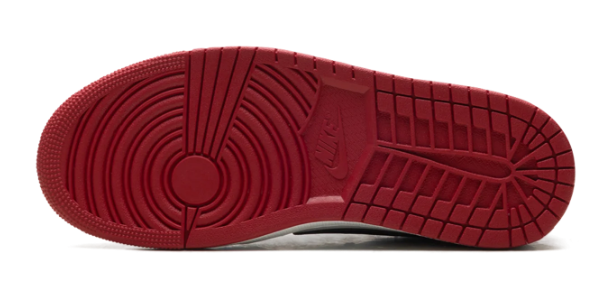 Air Jordan 1 Low OG 'Chicago' (2025) | Cityline Composition HQ6998-600