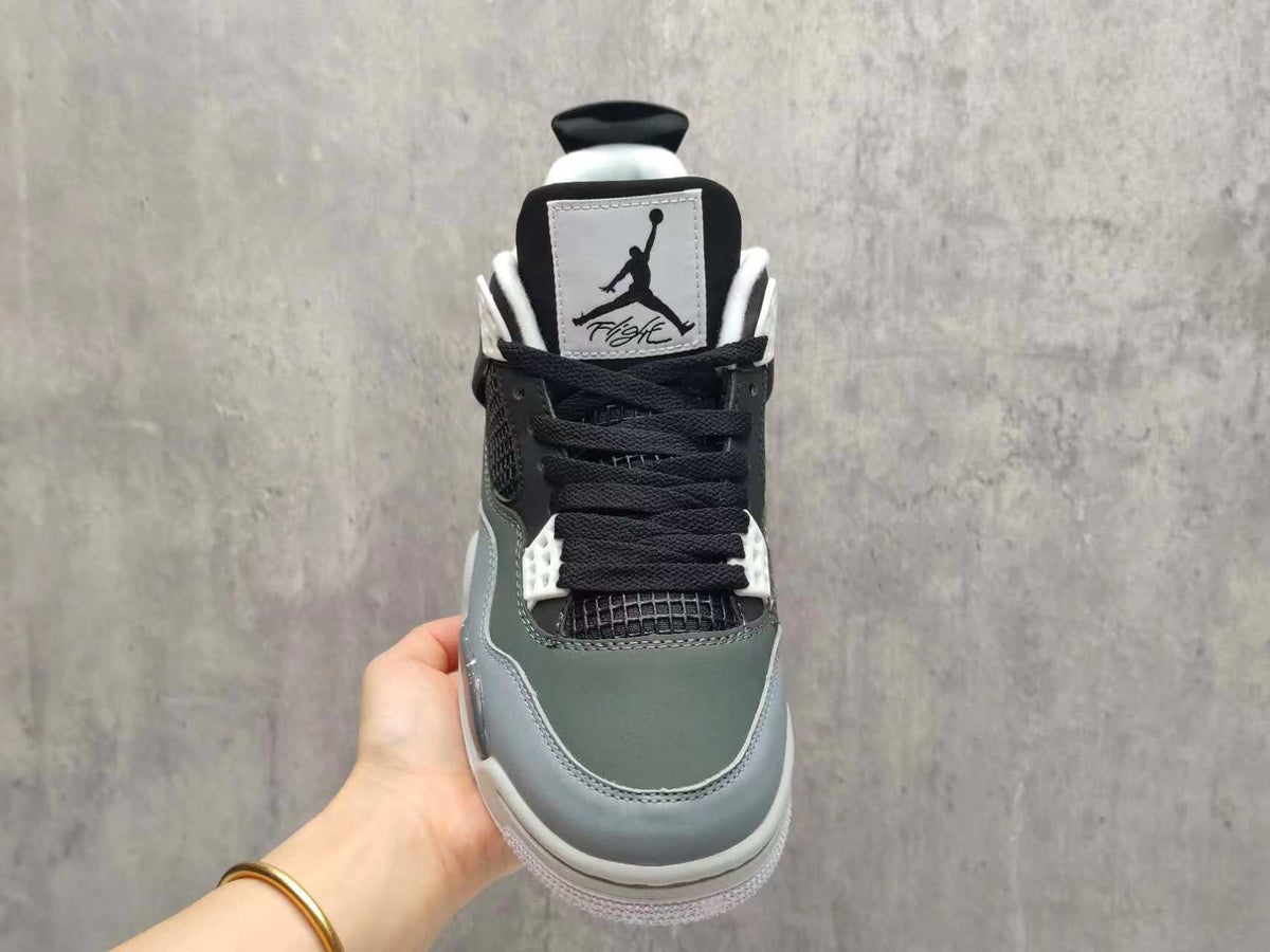 Air Jordan 4 Fear Retro | Shadow Resolve Sneakers